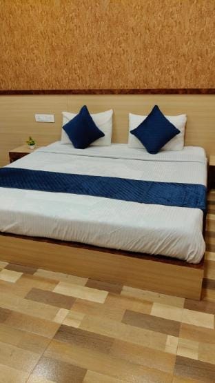 Crown Villa |Entire 5BHK With private pool  Villa in Udaipur