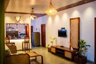 Breeze n Brine Villa in Ahangama