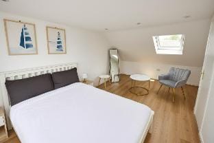 House in Harrow with free parking Vacation rental in Harrow