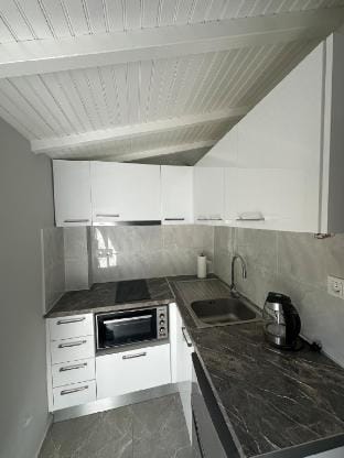Mamour Apartments in Mavrovouni Vacation rental in Peloponnese Region
