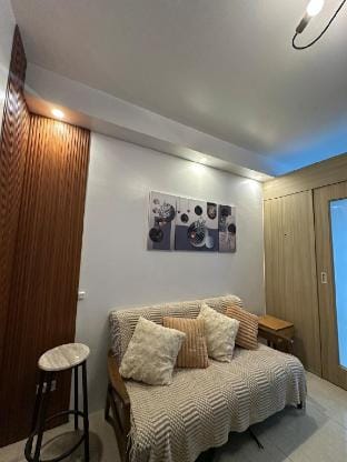 Cozi Haven - “LUNA” Pool view Vacation rental in Pasay