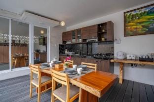 2BR BRAND NEW - Private Villa in heart of Nusa Dua Vacation rental in Kuta Selatan