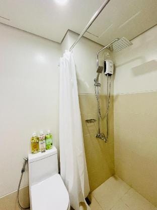 The Peaceful City Retreat Apartment in Iloilo City