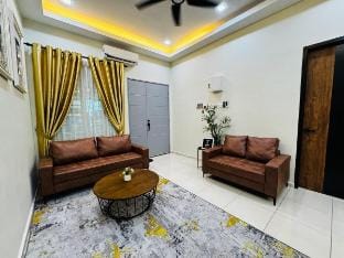 Auma Guesthouse , 3BR, 2 BT& high speed internet Vacation rental in Malacca
