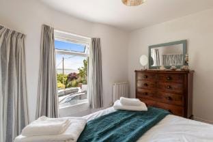 Melbourne - Sea Views and Parking Vacation rental in Saundersfoot