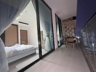 Solysian Stay-2 Bed with Private Pool in JVC! Vacation rental in Dubai