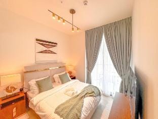 Solysian Stay-2 Bed with Private Pool in JVC! Vacation rental in Dubai