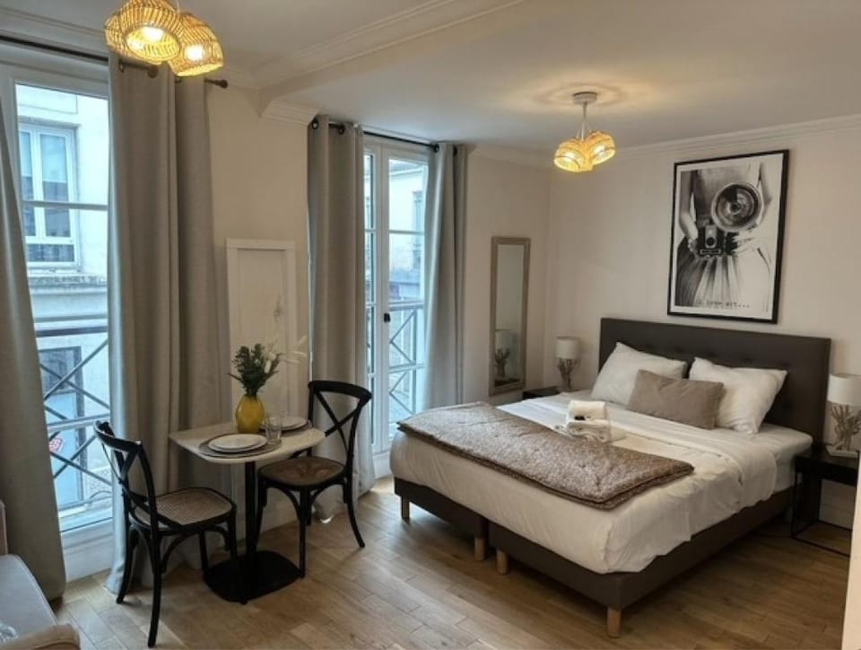 Charming Studio in the Center of Paris Apartment in Paris