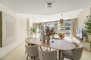 Silkhaus Cityscape 2BR | DIFC | Prime location Vacation rental in Dubai