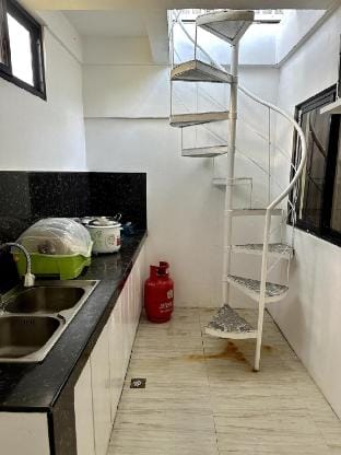 Scarlett Rae Bungalow house with Lake View Vacation rental in Angeles