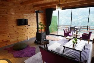 Cemilyano Çam Bungalow 101 Vacation rental in Georgia