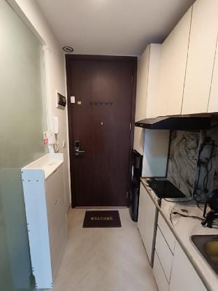 New Modern Studio at Solterra (Mampang Kemang) Vacation rental in South Jakarta City