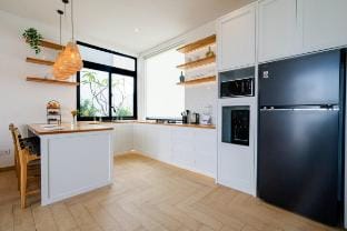Brand new central Canggu , ricefield view 3 beds Vacation rental in North Kuta