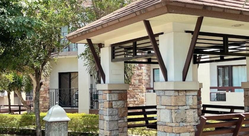 2 Bedroom Condo Davao - Nest and Nook Hotel in Davao City