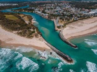Creekside Coastal Escape on Hungerford Vacation rental in Kingscliff