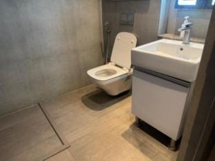 SH Villa Supernova Spira Apartment in Noida