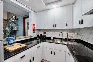 Next to METRO Unique 2BED Apt w/Large Balcony Vacation rental in Dubai