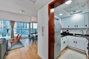 Next to METRO Unique 2BED Apt w/Large Balcony Vacation rental in Dubai