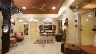 Soho Nest - Wooden Spacez House Vacation rental in Mumbai