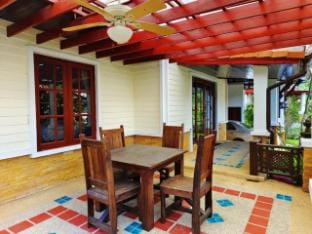 Secure 3 Bdrm. Villa near beach Villa in Kamala