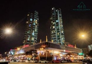 Bleu Bay Glasshouse Apartment in George Town