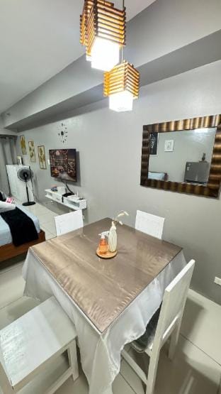 Seven Eleven Staycation Vacation rental in Tagaytay