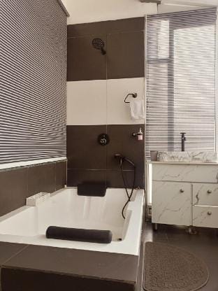 Green Hue
Twin Oaks Kasauli Vacation rental in Himachal Pradesh