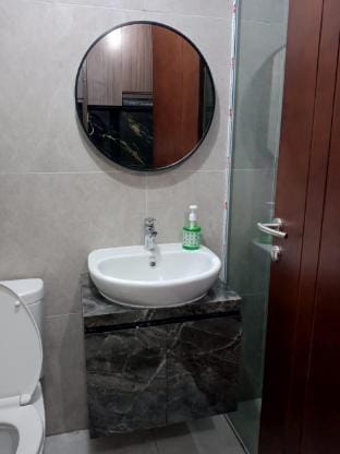 Apartemen Pollux Habibie type studio lantai 39 Apartment in Riau Islands, Indonesia
