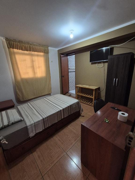 Habitacion individual privada en Talara centro Hotel in Department of Piura