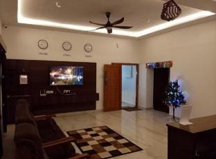 Hexahub Homestay Trichy ( Near Trichy Airport )  Vacation rental in Tamil Nadu