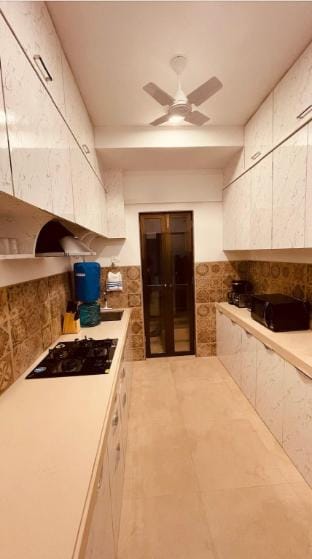 702 The Abode- 5 Star 2 BHK in Powai Apartment in Mumbai