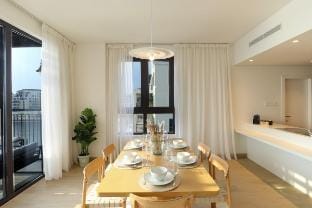 Family Dream Escape with Private Beach Access Vacation rental in Dubai