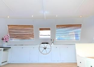 Aberdeen Marshmallow Boat House, 2800ft sea villa Vacation rental in Hong Kong