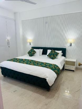 Townmanor Studio, Knowledge Park 3, Greater Noida Apartment in Noida