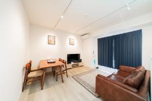 Subway 7min 3BR/2BA with kitchen,living room. Vacation rental in Japan