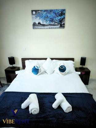Desert Oasis JVC 1BHK, Pool, Gym Vacation rental in Dubai