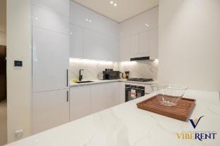 Sleek 1BR Binghatti Rooftop Pool, Gym(G11) Vacation rental in Dubai