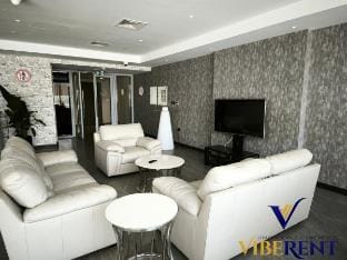 Clean Stylish 1 BR Apartment in Dubai Vacation rental in Dubai