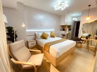 A Secret Space - Sucat Parañaque Apartment in Las Pinas