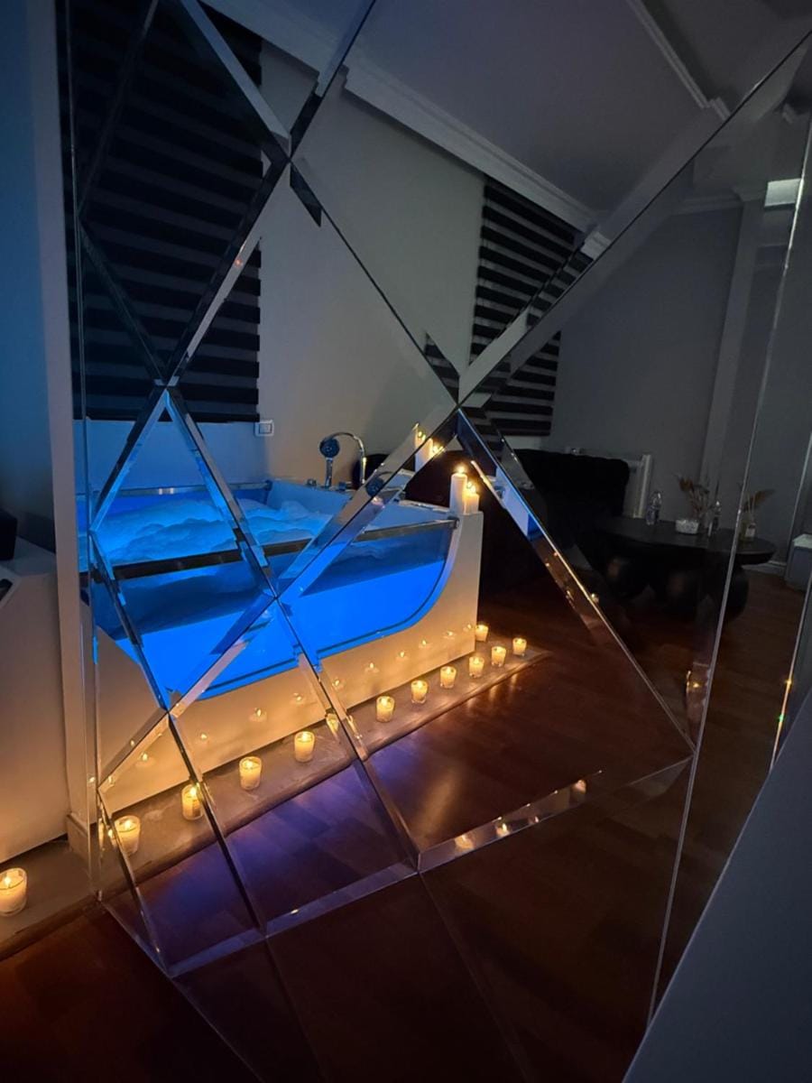 Lunarist Blloku-Luxury Suites with Private Jacuzzi Apartment in Tirana
