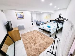 Huddersfield Canal side hideaway Vacation rental in Huddersfield