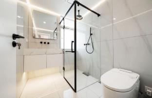 Cozyland- 新天地侘寂风轻奢美宅 | 摩登东方三房 ·上海Top系列高端民宿 Apartment in Shanghai