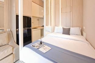 Elegant Studio Room Sky House BSD Apt By Travelio Apartment in West Java