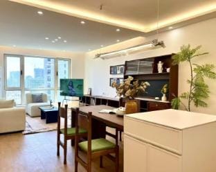 Cozyland-近豫园 外滩 高端民宿现代风·上海Top系列高端民宿 Apartment in Shanghai