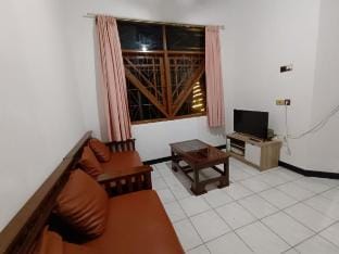 Cozy villa d'Orchid Park Cipanas Vacation rental in West Java