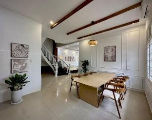 *Villa 7 BR * POOL* Big group* Near Han bridge Villa in Da Nang