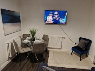 Spacious Luxurious Serviced Accommodation 4 Vacation rental in Sheffield