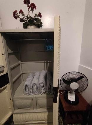 Cozy 2rooms, 2BR ,Loft,Balcony with Free Parking Vacation rental in Baguio