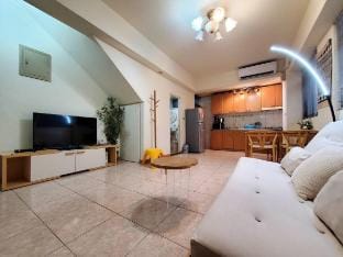 Shilin Night Market@MRT 5min Relaxed condo for 1-8 Apartment in Taipei City
