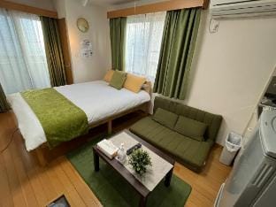 202Shinjuku Apartment 4min to Shinjuku st. by tram Apartment in Japan